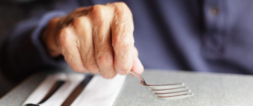 Tipps fürs Essen und Trinken bei Demenz